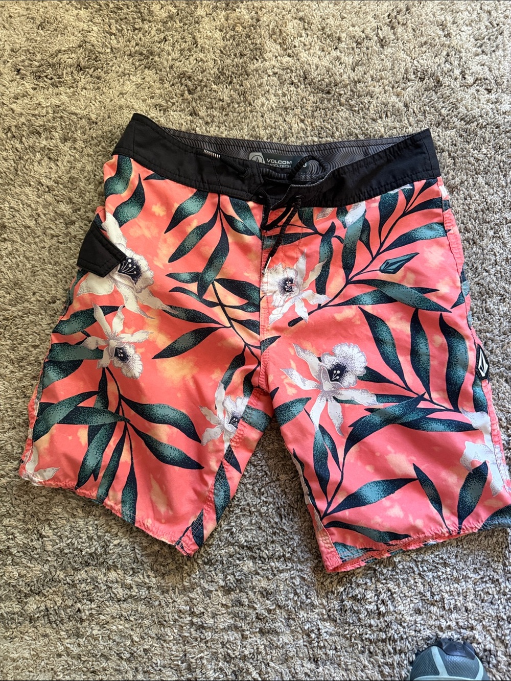 Volcom Men’s Coral Floral Board Shorts with Black Waistband